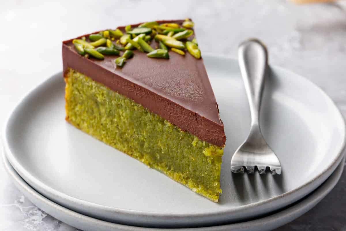 Etna, la “cucina vulcanica” di Claudio Spartà: tradizione e micro-produttori sul versante nord Etna, la “cucina vulcanica” di Claudio Spartà: tradizione e micro-produttori sul versante nord