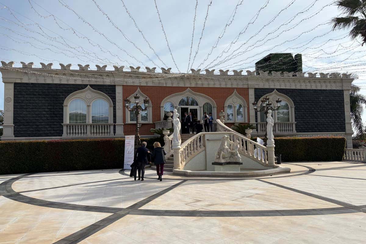 Guida Ais Sicilia: Etna protagonista. Sorprese tra le piccole denominazioni Guida Ais Sicilia: Etna protagonista. Sorprese tra le piccole denominazioni