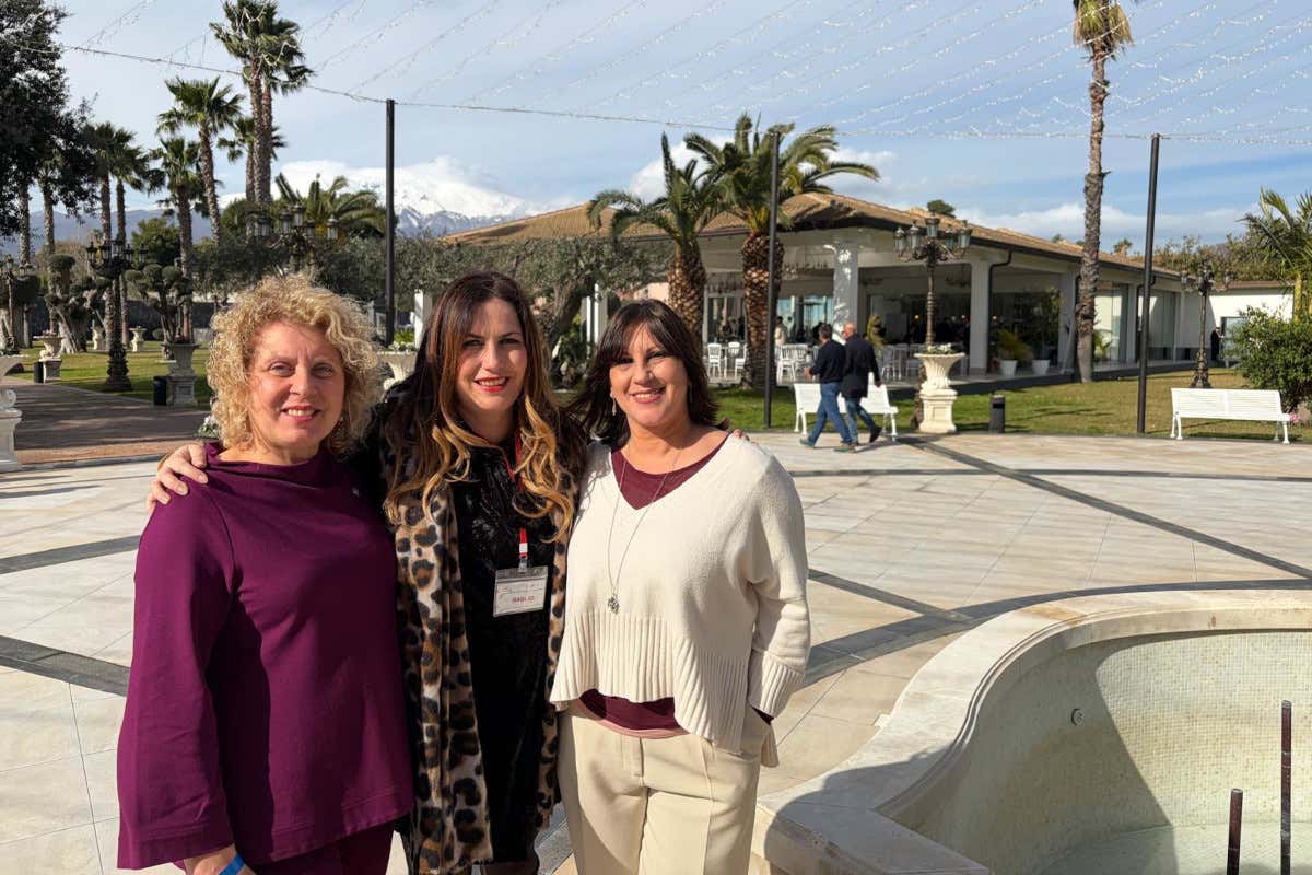 Guida Ais Sicilia: Etna protagonista. Sorprese tra le piccole denominazioni Guida Ais Sicilia: Etna protagonista. Sorprese tra le piccole denominazioni