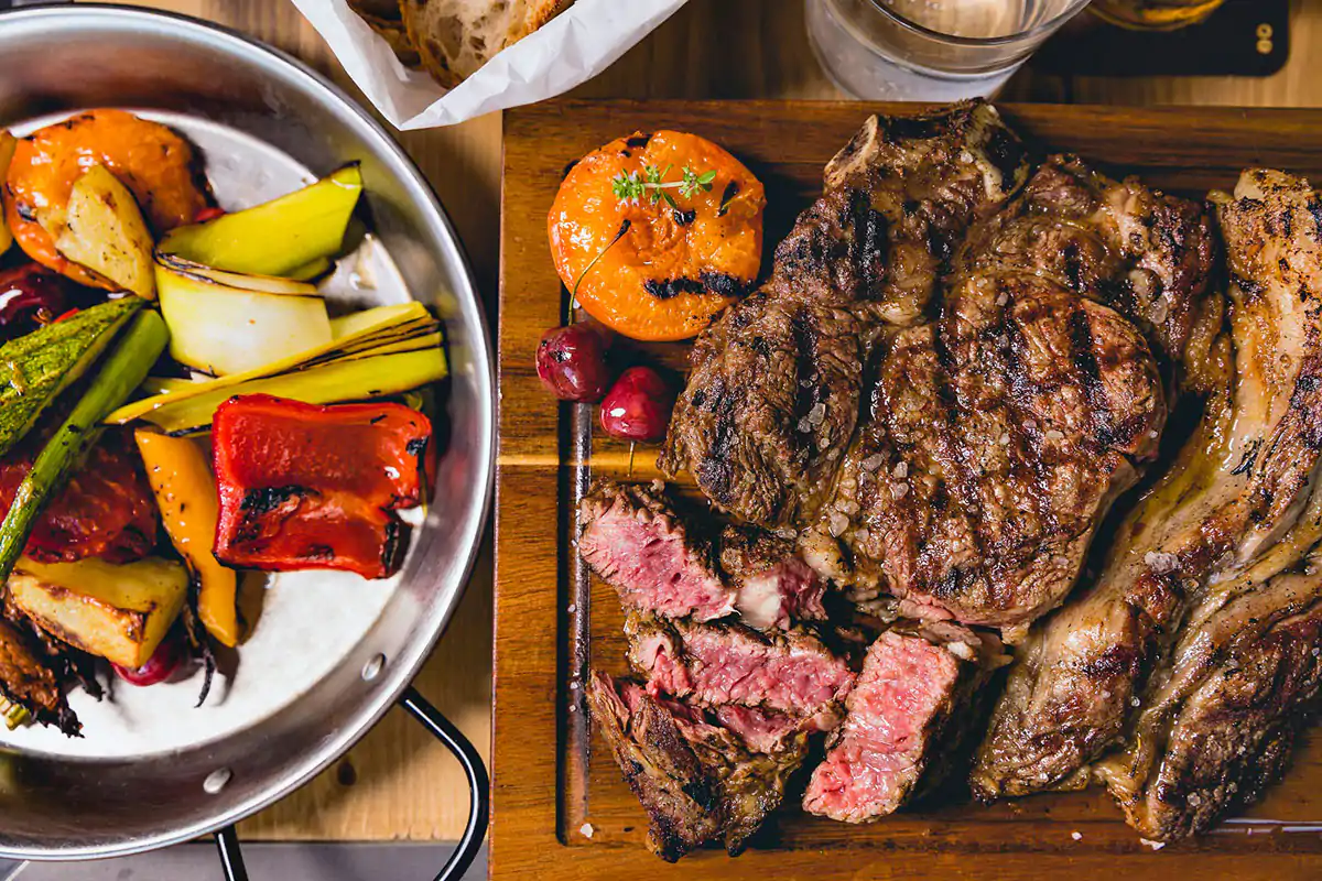 RBC Marino- Ribeye Steak di Sashi Beef AAA con Padellaccia di Verdure alla brace Roma Beer Company, pub con griglia a Marino