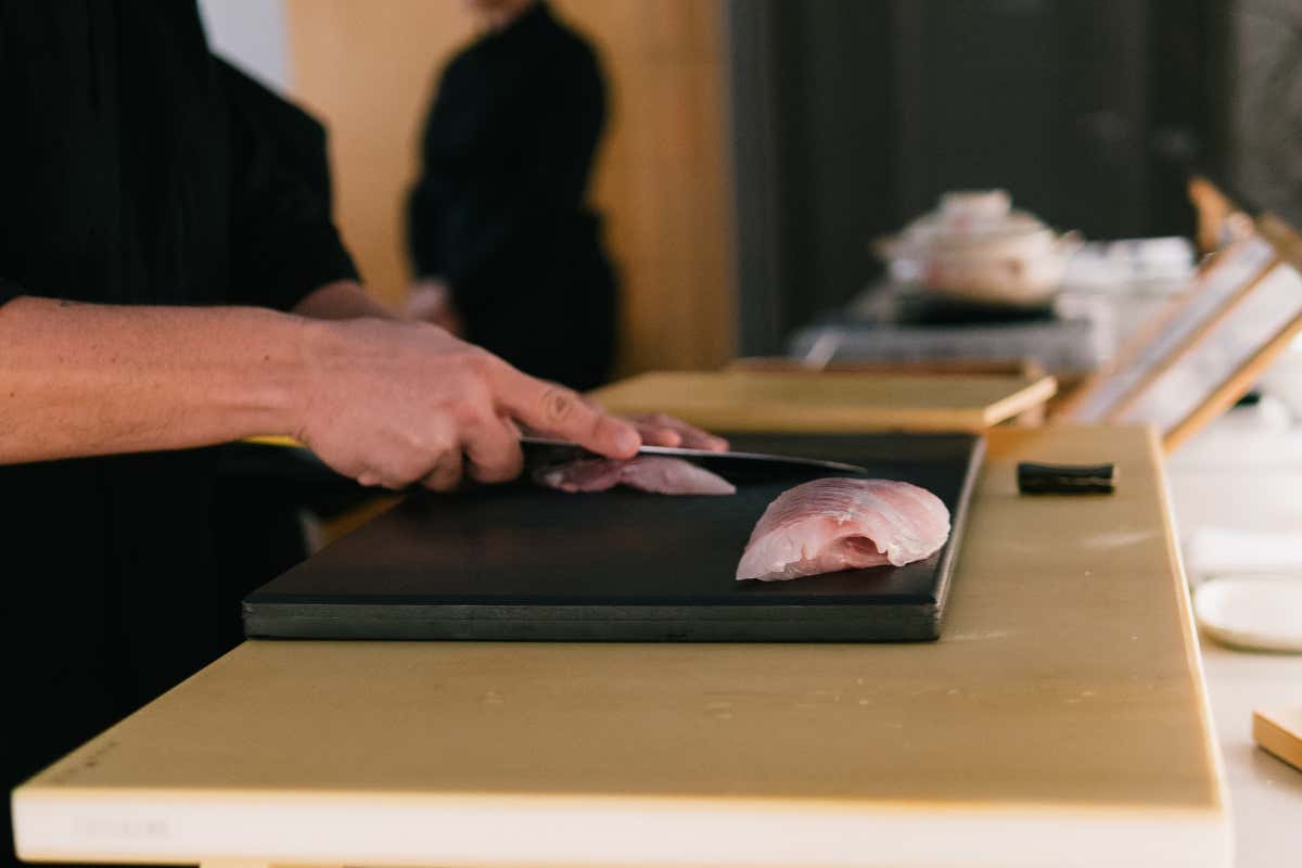 A Prato l’arte dell’Omakase: il viaggio di Francesco Preite tra Giappone e Toscana