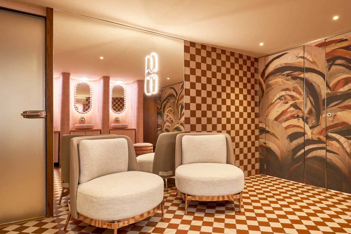 Lusso e sapori sull'acqua a bordo di River Diva, Budapest si specchia nel Danubio