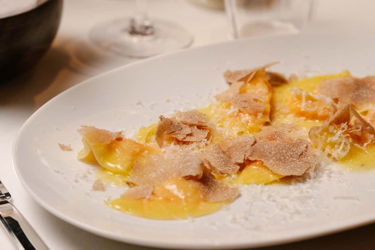 The Carlton ospita Spiga: cucina italiana, design e arte contemporanea a Milano