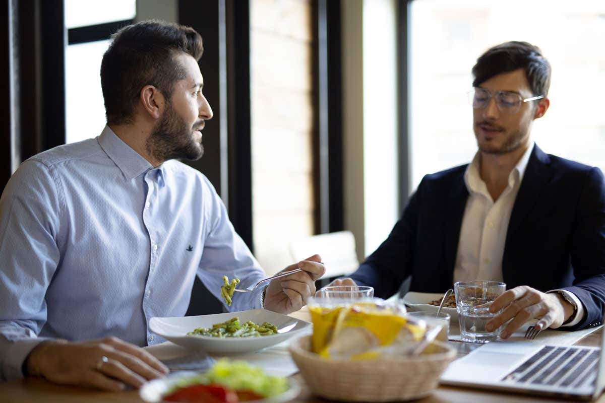 RIVISTA - Piaceri senza glutine fuori casa: le proposte per il pranzo di Schär Foodservice