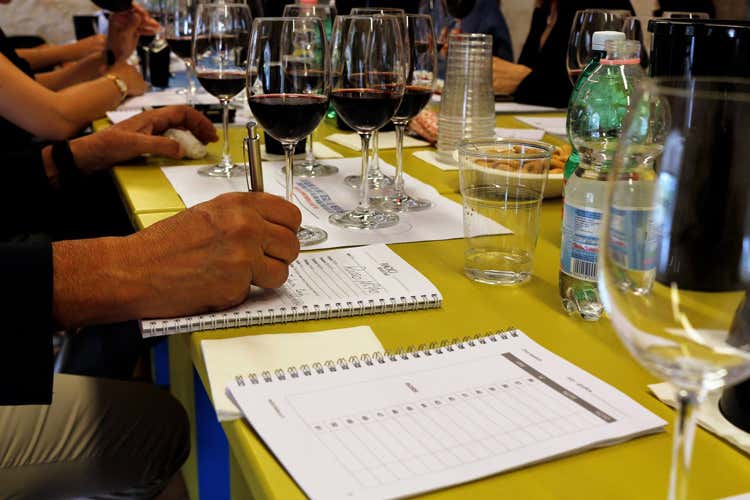 (Radici del Sud, è l'ora delle premiazioni 70 finalisti in attesa del verdetto) (Radici del Sud, è l'ora delle premiazioni 70 finalisti in attesa del verdetto)