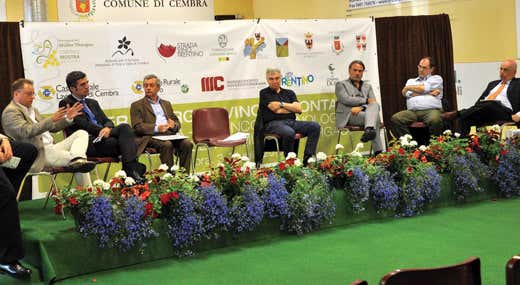 da sinistra: Ugo Faccenda, Herbert Dorfmann, Giulio Biason, Paolo Manfrini, Fabio Piccoli, Paolo Massobrio, Piero Valdiserra da sinistra: Ugo Faccenda, Herbert Dorfmann, Giulio Biason, Paolo Manfrini, Fabio Piccoli, Paolo Massobrio, Piero Valdiserra