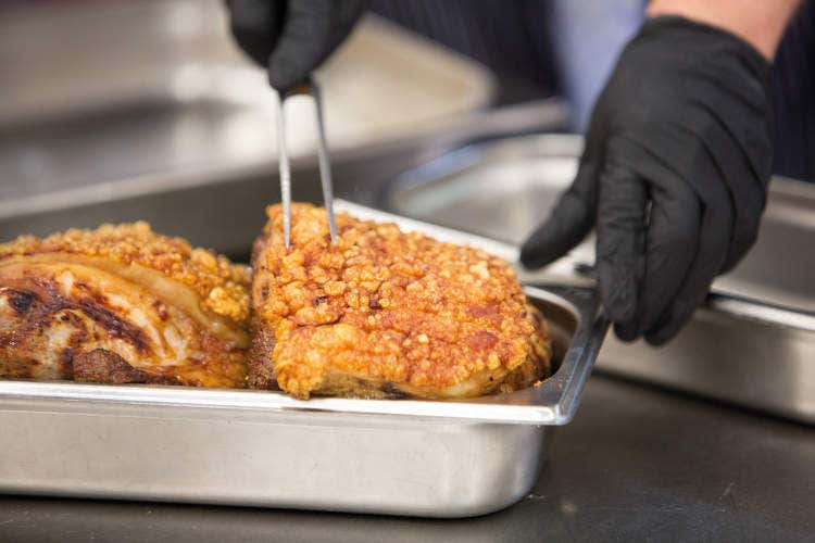 Prodotti cotti con le attrezzature Rational - Le macellerie ai tempi del virus Tante consegne e pi&ugrave; carne fresca