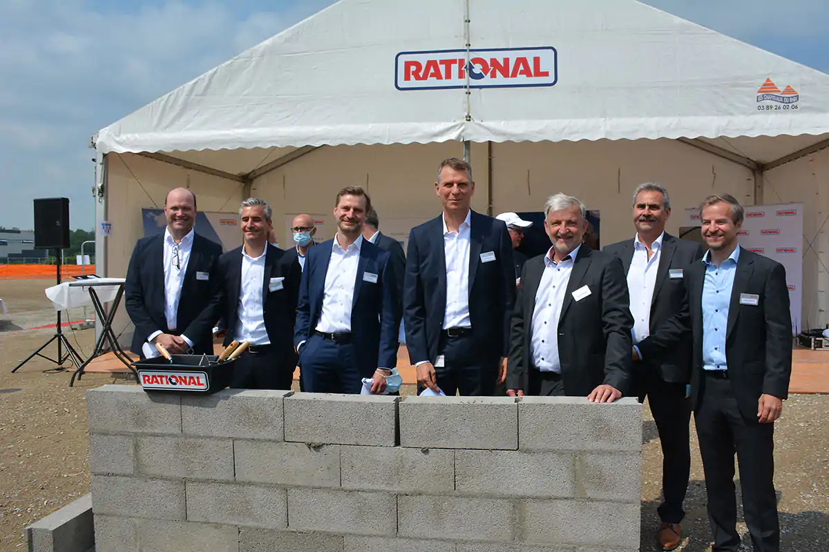 La posa della prima pietra del nuovo complesso di Rational attivo nel 2023 50mila iVario e un nuovo stabilimento per Rational