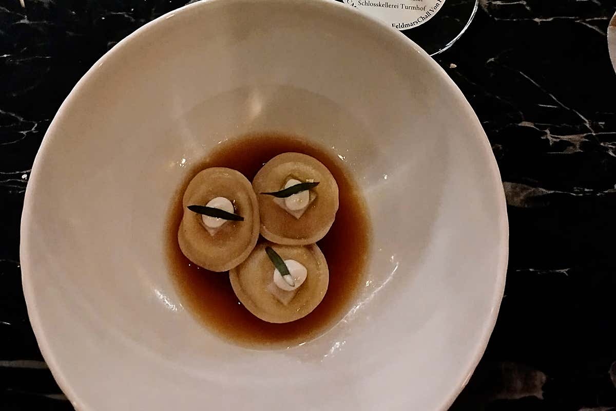 Dagli 800 metri al bicchiere: i vini d’alta quota dell’Alto Adige raccontati a Napoli