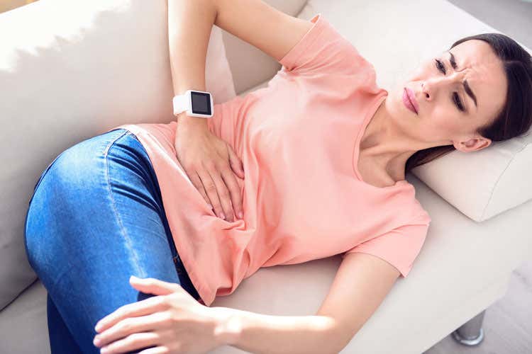 Reflusso, no a caffè, cioccolato e fritture Per curarlo, 8 settimane di farmaci Reflusso, no a caffè, cioccolato e fritture Per curarlo, 8 settimane di farmaci