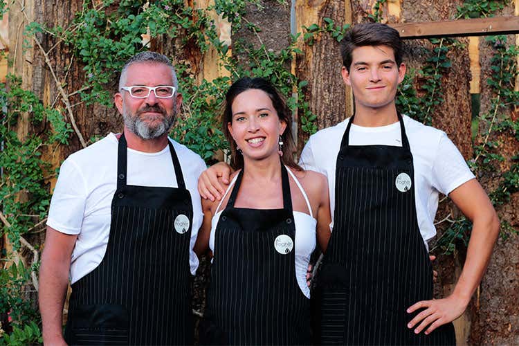 Con Cirio Alta Cucina la pizza è... a effetto wow! Con Cirio Alta Cucina la pizza è... a effetto wow!