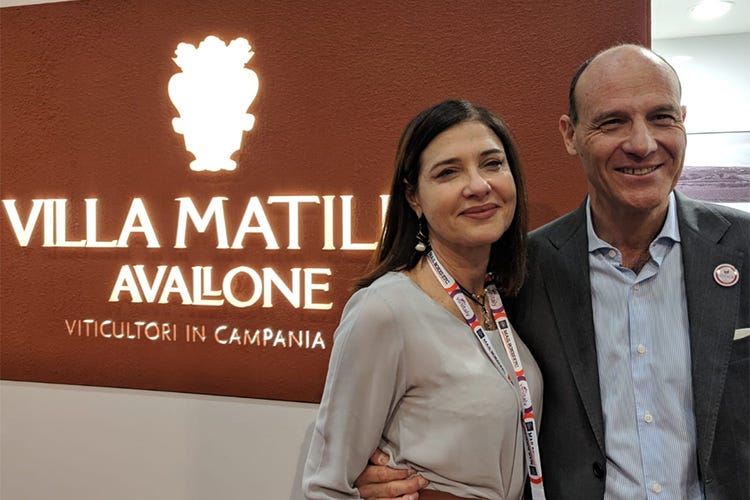 Maria Ida e Salvatore Avallone (Riassetto in casa Villa Matilde Avallone comparirà nel brand)