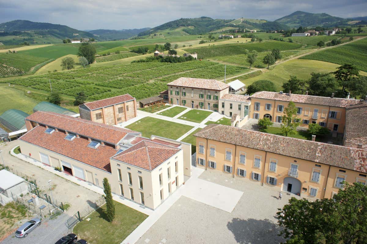 Villa Naj, ristorante una stella Michelin nel Pavese, si sposta a Riccagioia Villa Naj, ristorante una stella Michelin nel Pavese, si sposta a Riccagioia