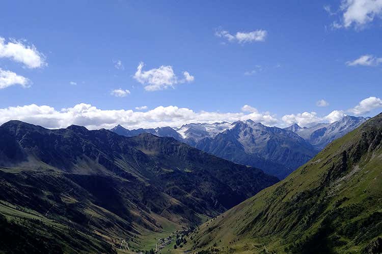 (Rifugi a Bergamo e Brescia Tanti giovani e prezzi da rivedere) (Rifugi a Bergamo e Brescia Tanti giovani e prezzi da rivedere)
