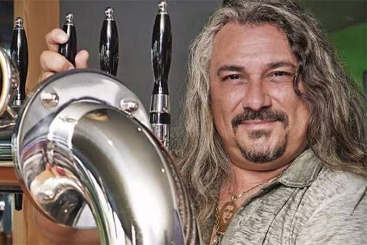 Paolo Torsani - Rimini, Torsani chiude un locale «Mancanza di personale... formato» Paolo Torsani - Rimini, Torsani chiude un locale «Mancanza di personale... formato»