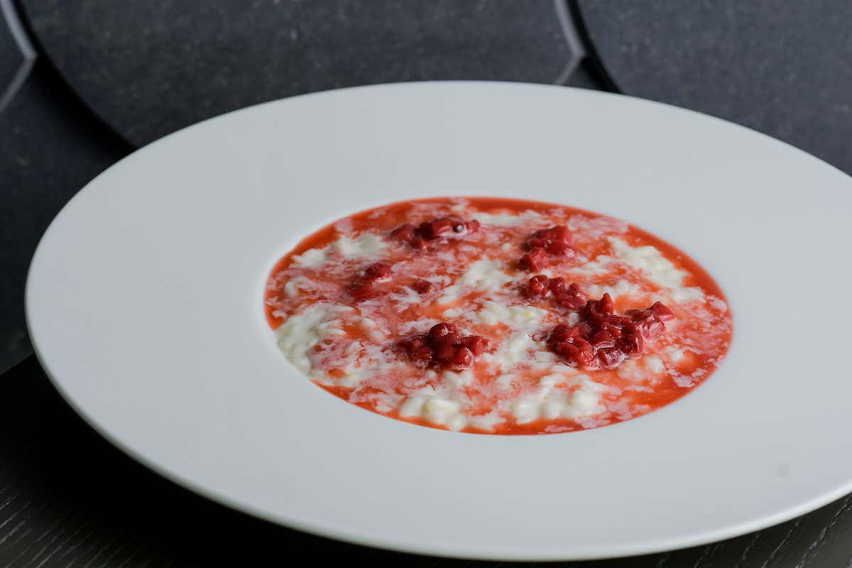 Risotto, panna, fragole e pepe di Timut