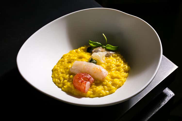 Risotto al limone con crudo di mare