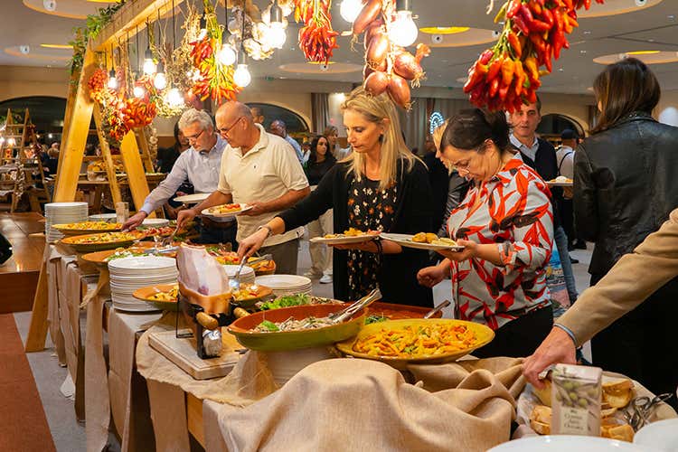 Cena e festeggiamenti per la conclusione di Ristogolf 2019 (Ristogolf, gran finale in Puglia Si conclude il Circuito 2019)