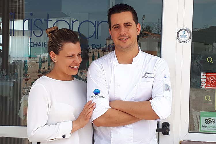 Sara Pandolfi e German Scalmazzi (Chalet La Rotonda 1962 a Porto Recanati Un menu allegro come i proprietari)