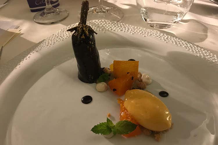 (Cena a sei mani con luna pienaIl ristorante Eolo di Amalfi stupisce)