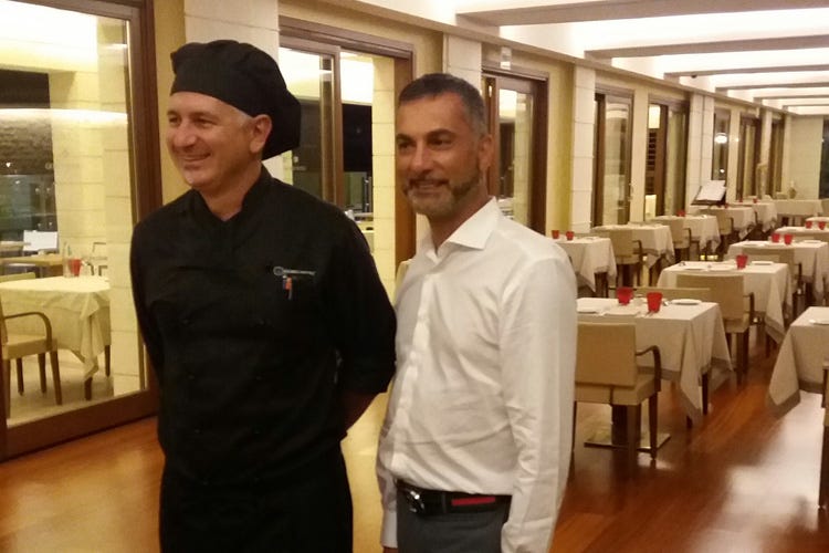 Mauricio Marra e Domenico Giorico (Ristoranti regionali, Carlos V Hotel Un successo la cena con Mauricio Marra)
