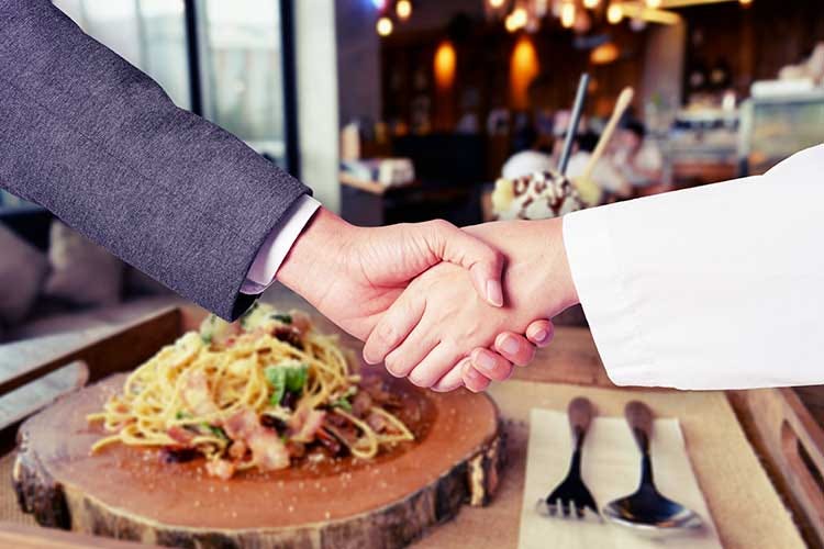 Fondamentale trovare una linea d'incontro tra ristoratore e proprietario del locale per il dopo coronavirus - Il rapporto ristoratore-proprietario si reinventa di fronte all'emergenza