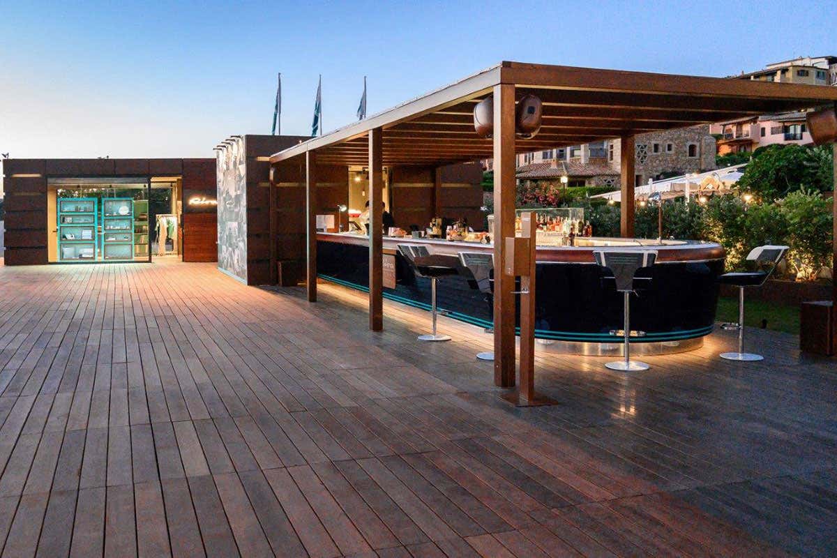 Riva Lounge a Porto Cervo Riva Lounge al Waterfront di Porto Cervo