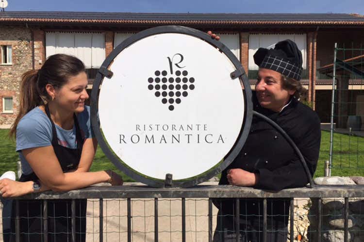 Elena Romano e Alessandro Alberti - Romantica, nuova tenuta degli Avanzi Chardonnay e Pinot nero su dieci ettari Elena Romano e Alessandro Alberti - Romantica, nuova tenuta degli Avanzi Chardonnay e Pinot nero su dieci ettari