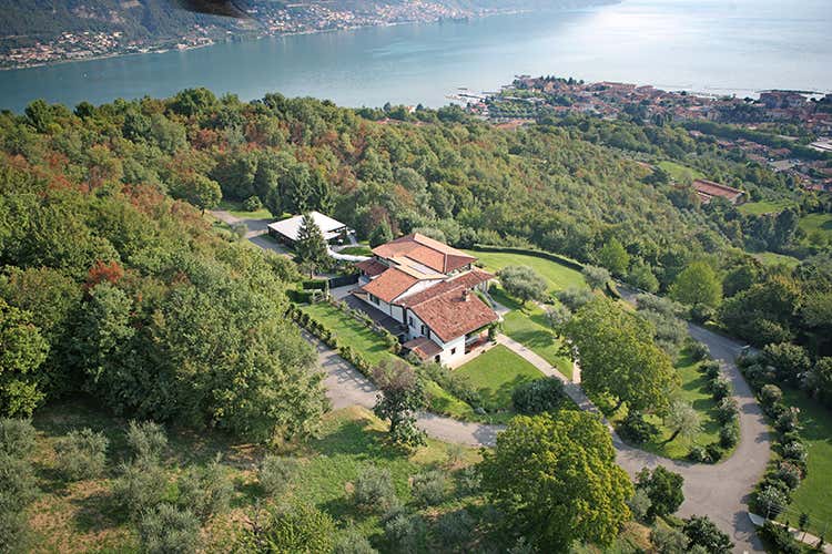 Romantik Hotel MIrabella Iseo, veduta aerea Soggiorno al Romantik Hotel Relais Mirabella Iseo per scoprire Bergamo e Brescia