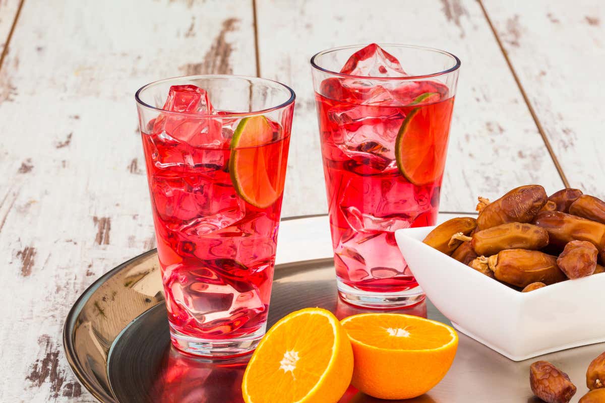 Ramadan a tavola: come funziona, piatti tipici e consigli per mangiare bene