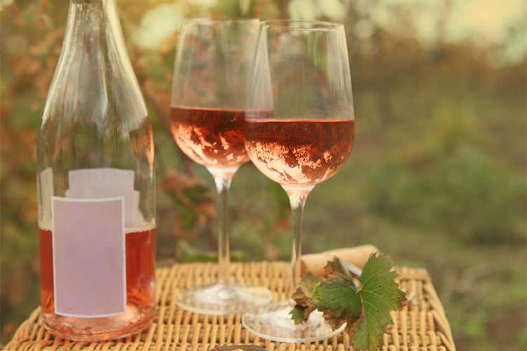 Rosé, il vino dei Millennials 0,9% la produzione mondiale in 10 anni Rosé, il vino dei Millennials 0,9% la produzione mondiale in 10 anni