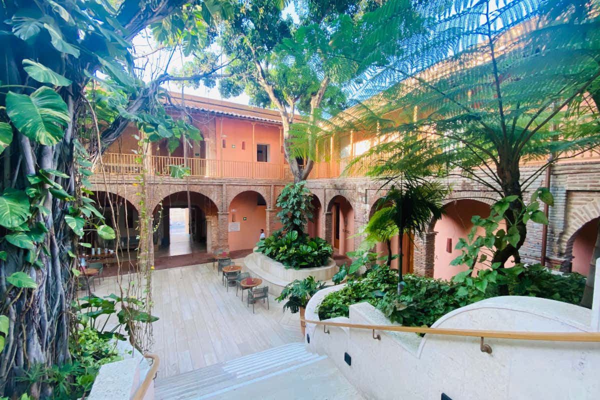 Viaggio nel cuore della Repubblica Dominicana tra cultura, sapori coloniali e mare