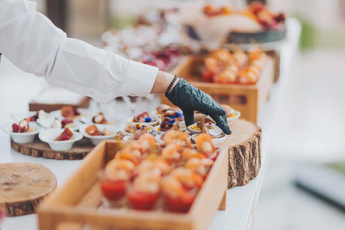 Banqueting e catering in Italia: oltre 100mila addetti e 2,2 miliardi di fatturato Banqueting e catering in Italia: oltre 100mila addetti e 2,2 miliardi di fatturato