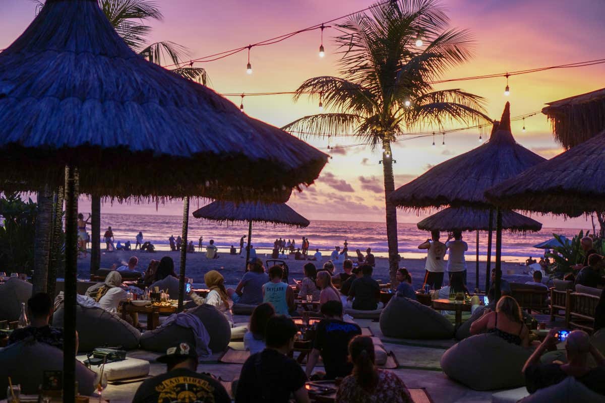 Estate 2025 nei beach club: ecco i 10 trend che segneranno la stagione