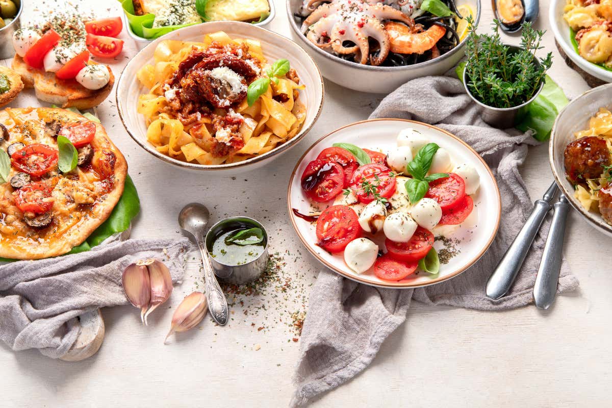 Tradizioni che svaniscono: la cucina italiana è a rischio e va tutelata. Anche dall'Unesco Tradizioni che svaniscono: la cucina italiana è a rischio e va tutelata. Anche dall'Unesco