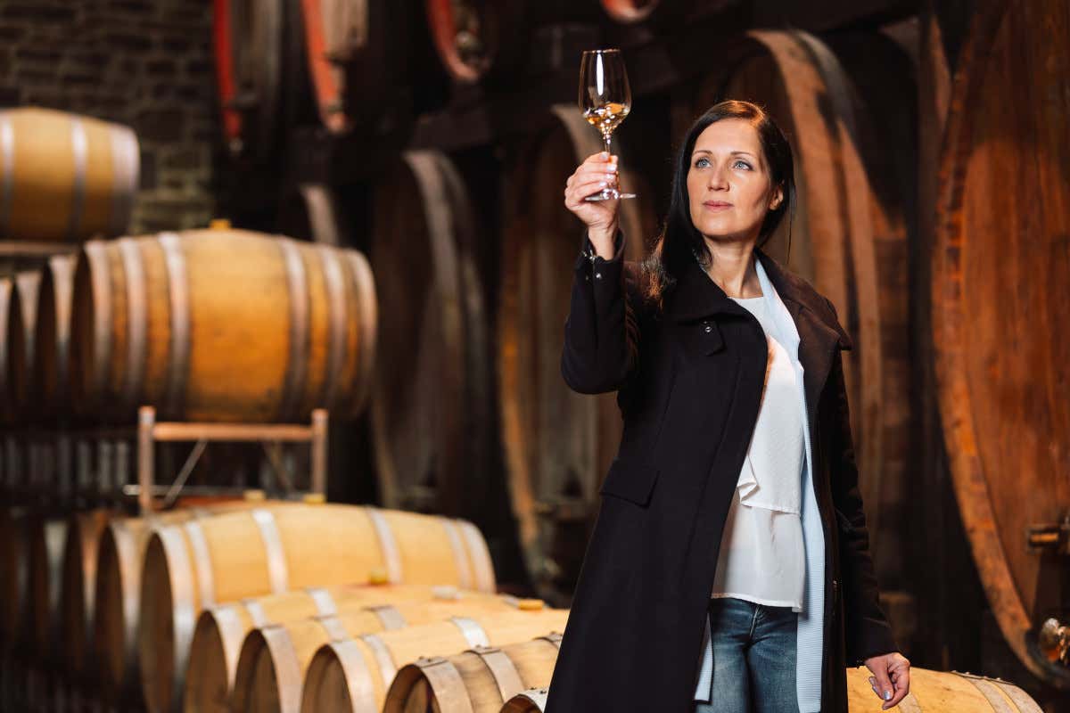 Le donne rendono le aziende di vino più solide e più redditizie (+5%)