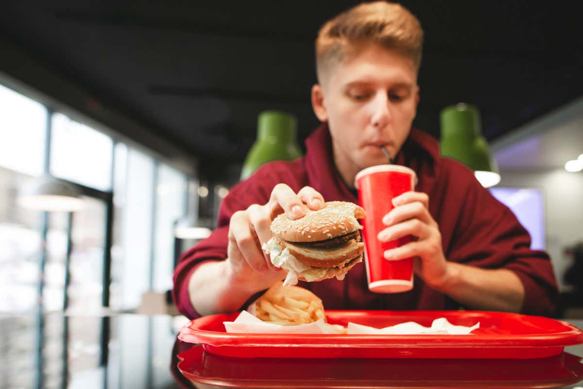 Il connubio tra tensioni geopolitiche, dazi e costi di logistica sta trasformando il mercato del fast food