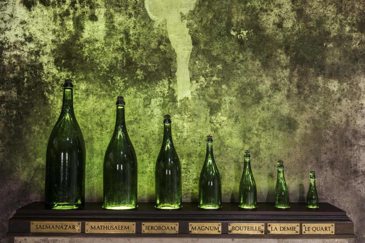 La gamma dei formati delle bottiglie di vino dal quarter (187,5 ml) alla Salmanazar da 9 litri