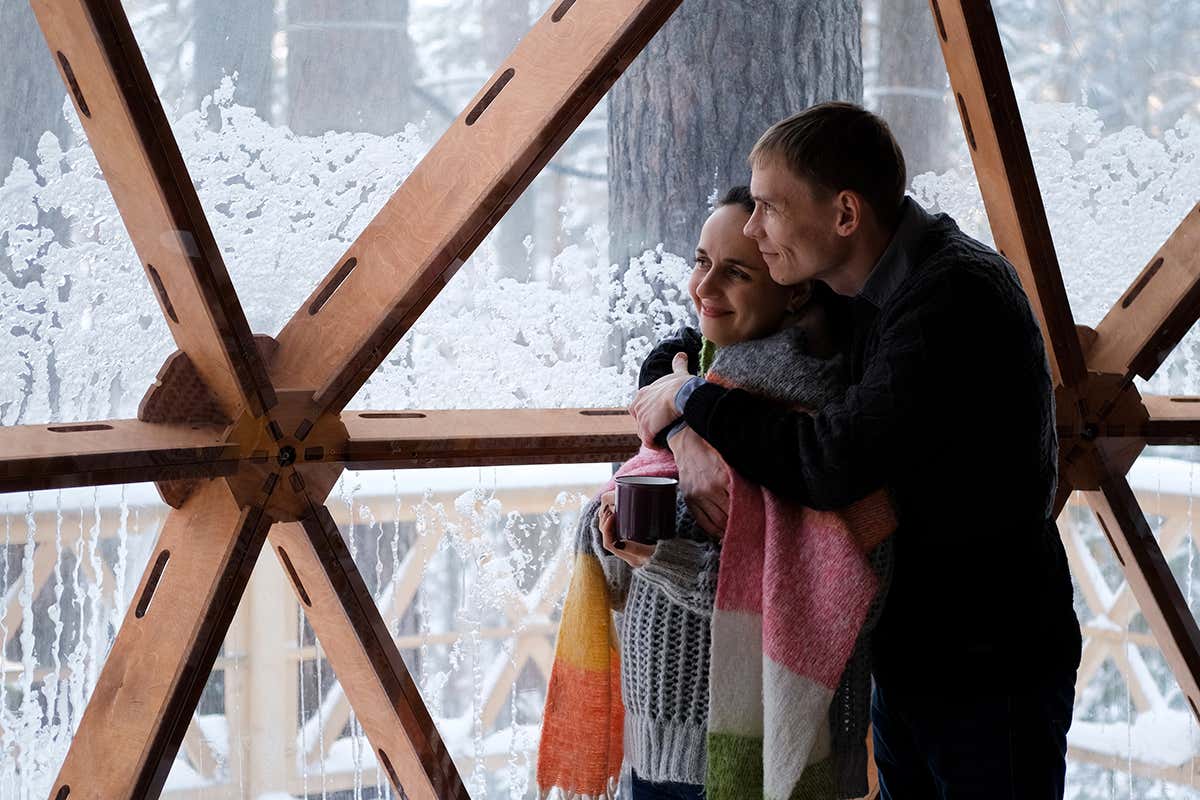 Glamping d’inverno: la nuova frontiera per chi ama la natura e le esperienze inusuali è regalarsi delle notti in luoghi insoliti