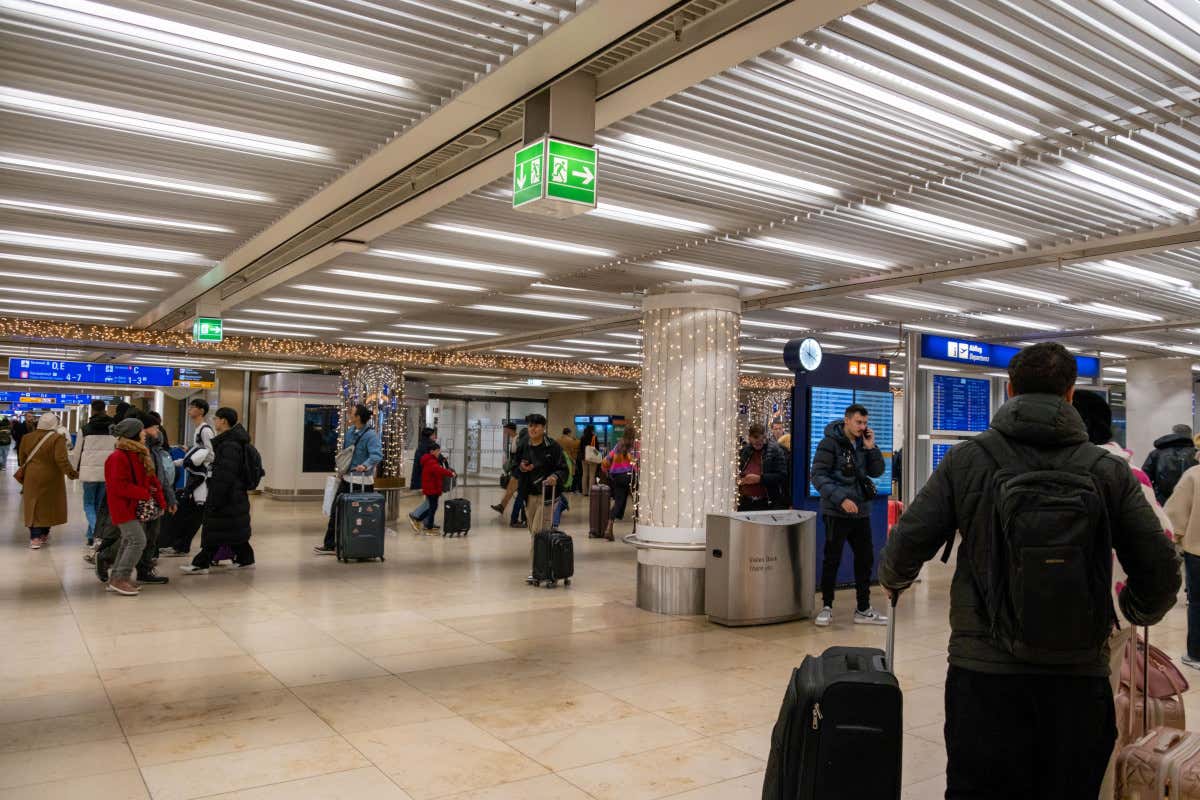 In arrivo quattro milioni di turisti stranieri a Natale e Capodanno In arrivo quattro milioni di turisti stranieri a Natale e Capodanno