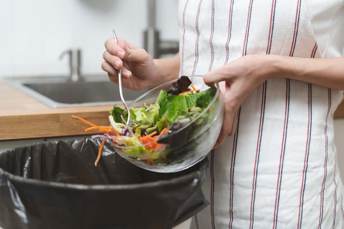 Spreco alimentare in calo, ma nelle case degli italiani vale 7 miliardi di euro