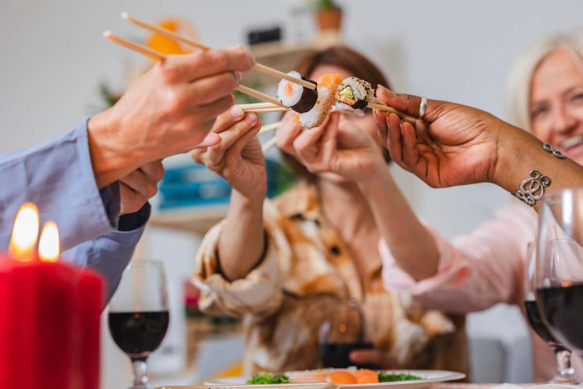 714mila chili di sushi ordinati nel 2025: come sono cambiati i gusti degli italiani 714mila chili di sushi ordinati nel 2025: come sono cambiati i gusti degli italiani