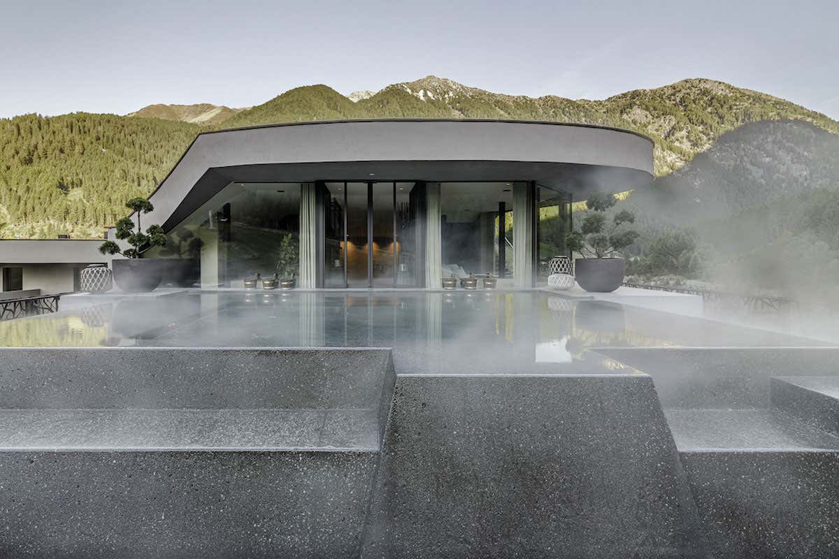 Bagni alpini e laghi incantevoli: 10 destinazioni per una vacanza rilassante