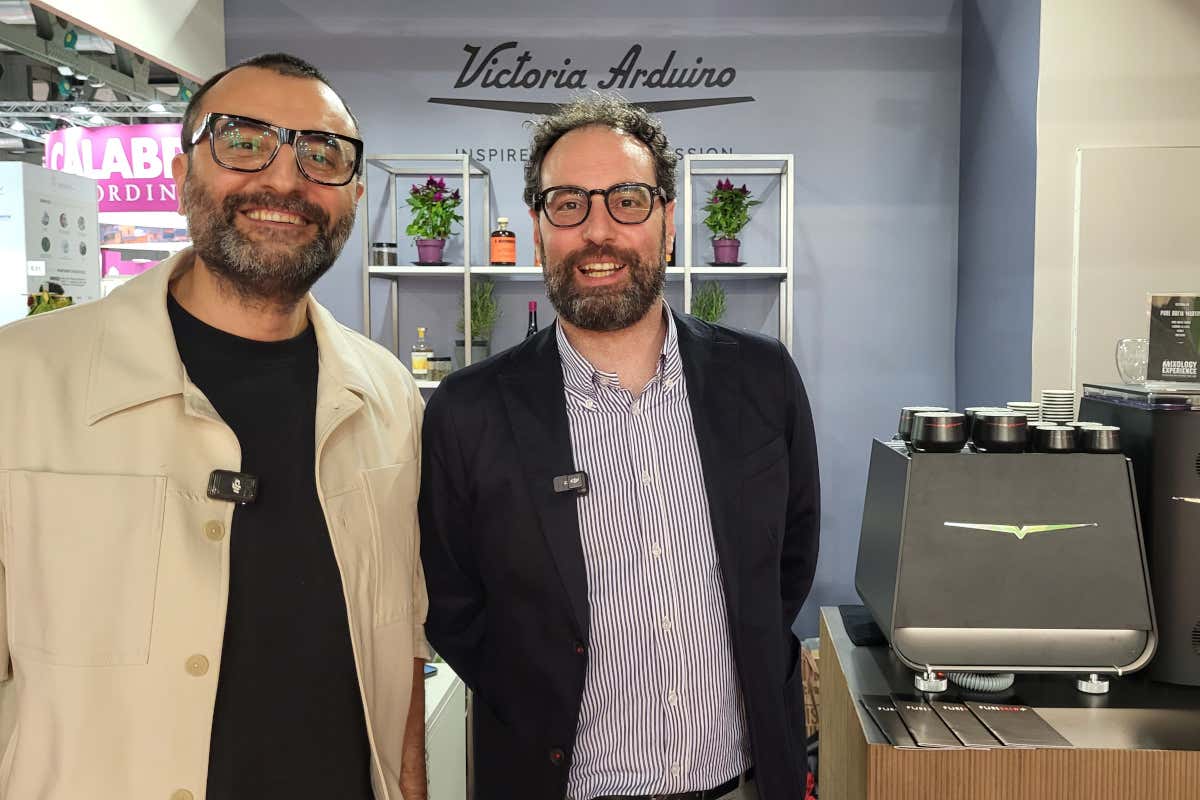 Espresso, tè e cocktail in un solo gesto con le nuove macchine Victoria Arduino Espresso, tè e cocktail in un solo gesto con le nuove macchine Victoria Arduino