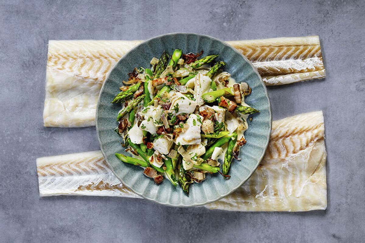 Stoccafisso norvegese con asparagi e pancetta al Martini Stoccafisso norvegese con asparagi e pancetta al Martini