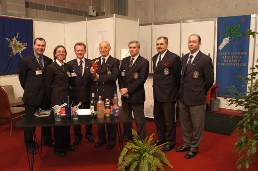 da sinistra: Saccani Mario, Alessia Rovati, Francesco Di Giglio, Pierino Dellavo, Alfredo Raineri, Carmine Lamorte e Adriano Mattaboni da sinistra: Saccani Mario, Alessia Rovati, Francesco Di Giglio, Pierino Dellavo, Alfredo Raineri, Carmine Lamorte e Adriano Mattaboni