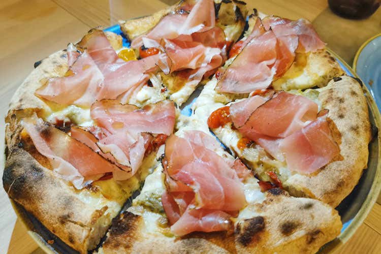 Dolce Affumicata - Saccharum, pizza a regola d&rsquo;arte Tappa golosa vicino Palermo