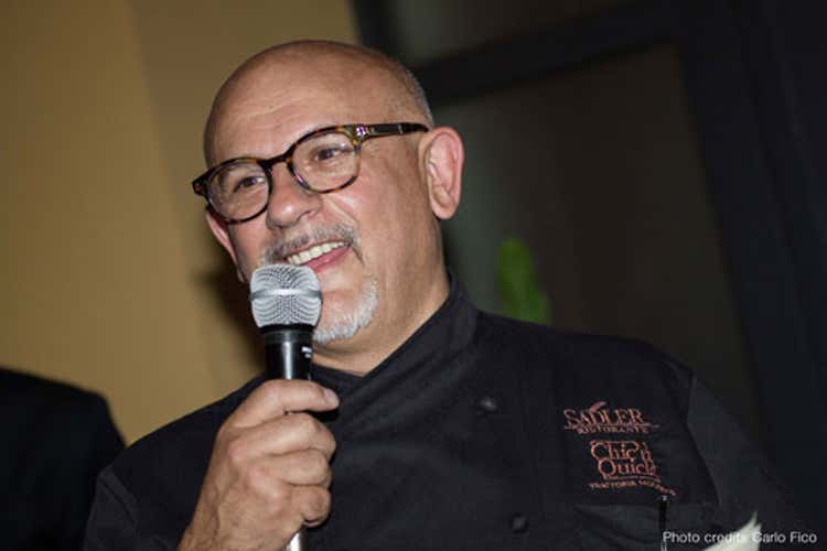 Sadler rivisita la tradizione lombarda Due serata a base di cassoeula Sadler rivisita la tradizione lombarda Due serata a base di cassoeula