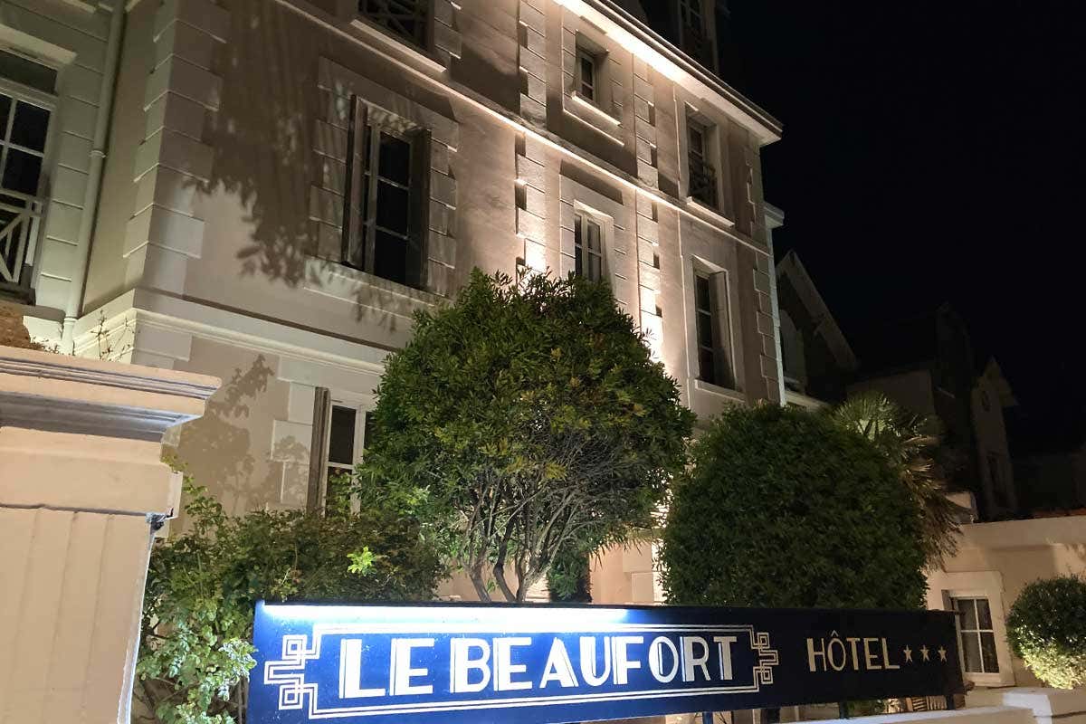 Hotel Le Beaufort Hotel Le Beaufort sull&rsquo;incantevole spiaggia di Saint-Malo