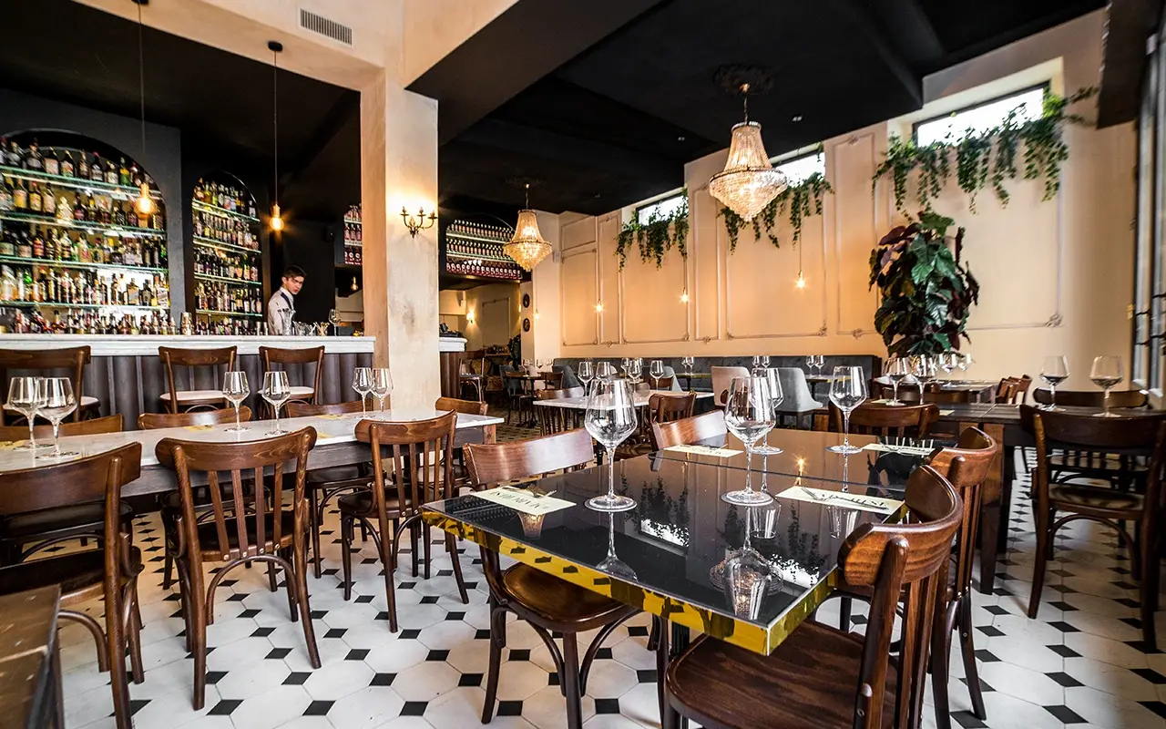 La sala de Il Marchese a Roma&nbsp; Osteria, mercato e liquori: a Milano apre Il Marchese